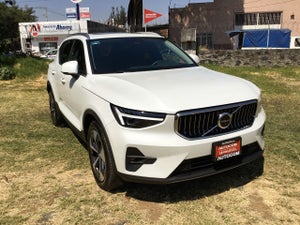 2024 Volvo XC40 ULTIMATE B4 FWD