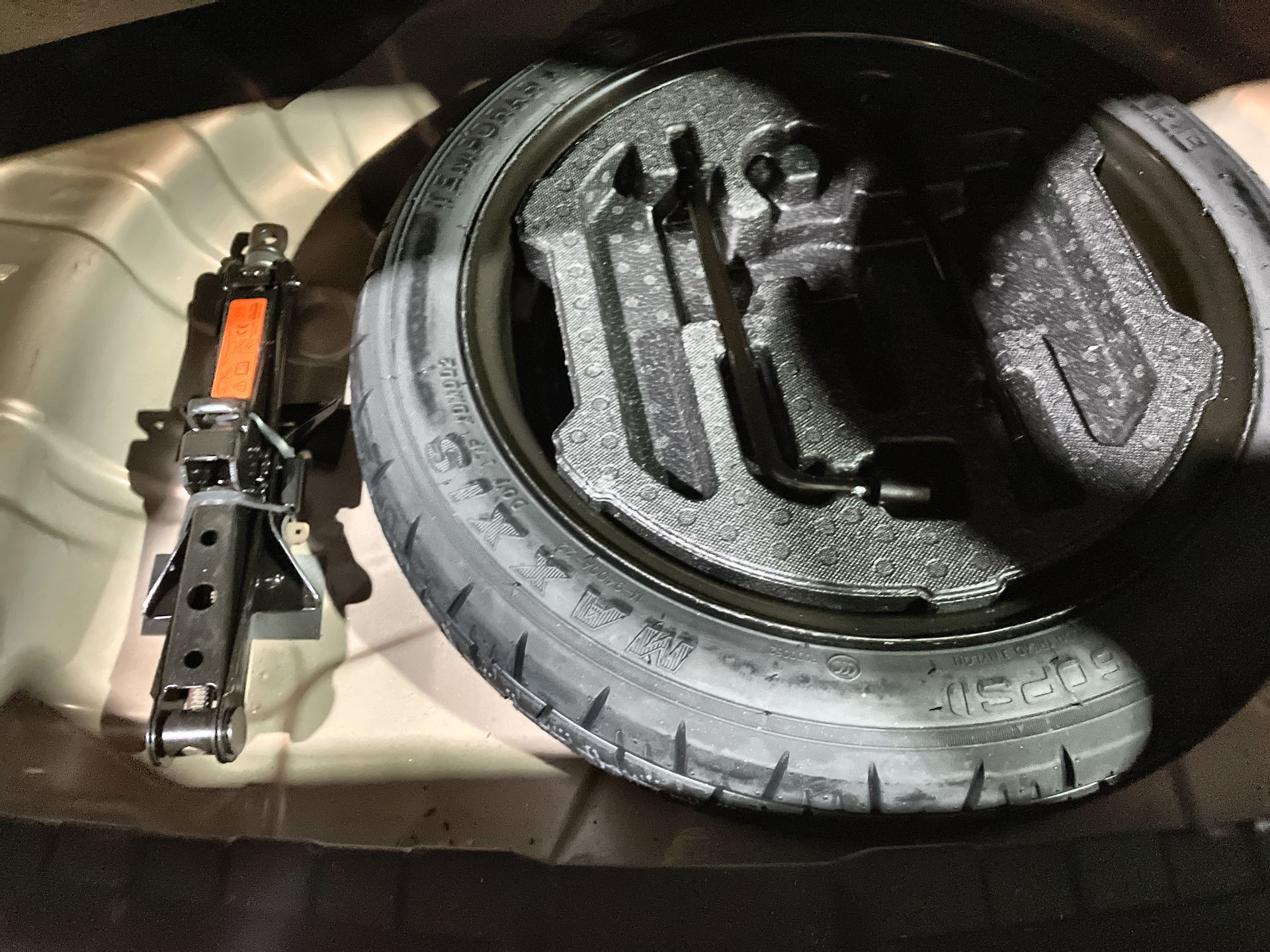 2024 Nissan SENTRA ADVANCE CVT 24