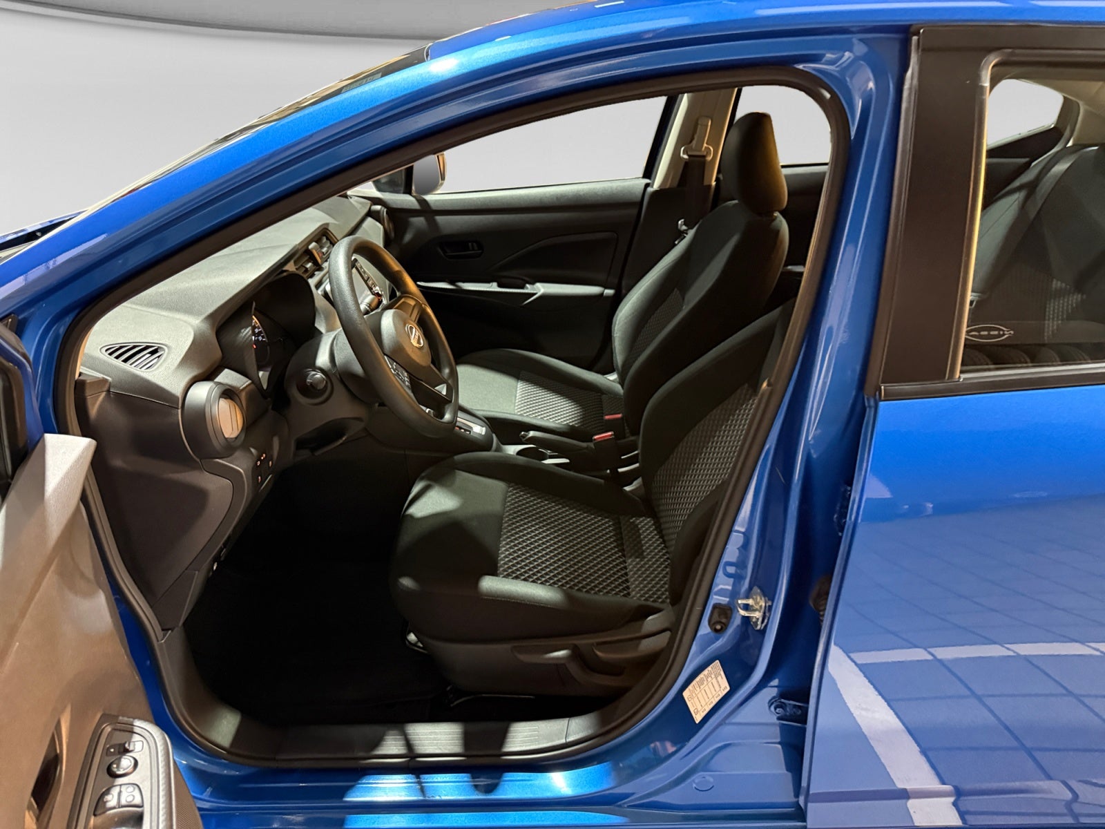 2024 Nissan VERSA VERSA SENSE CVT