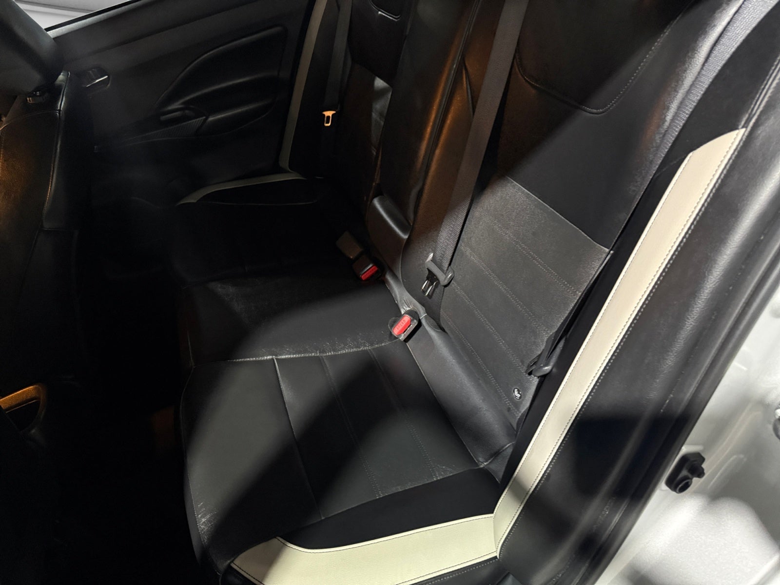 2022 Nissan VERSA EXCLUSIVE CVT 22