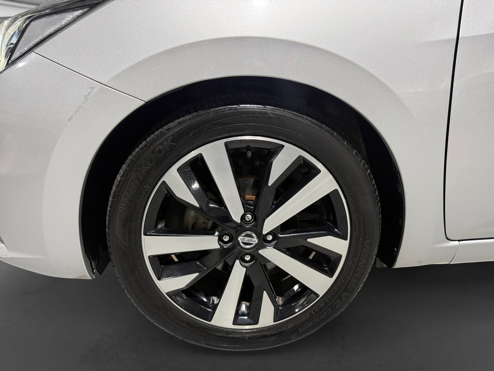 2022 Nissan VERSA EXCLUSIVE CVT 22