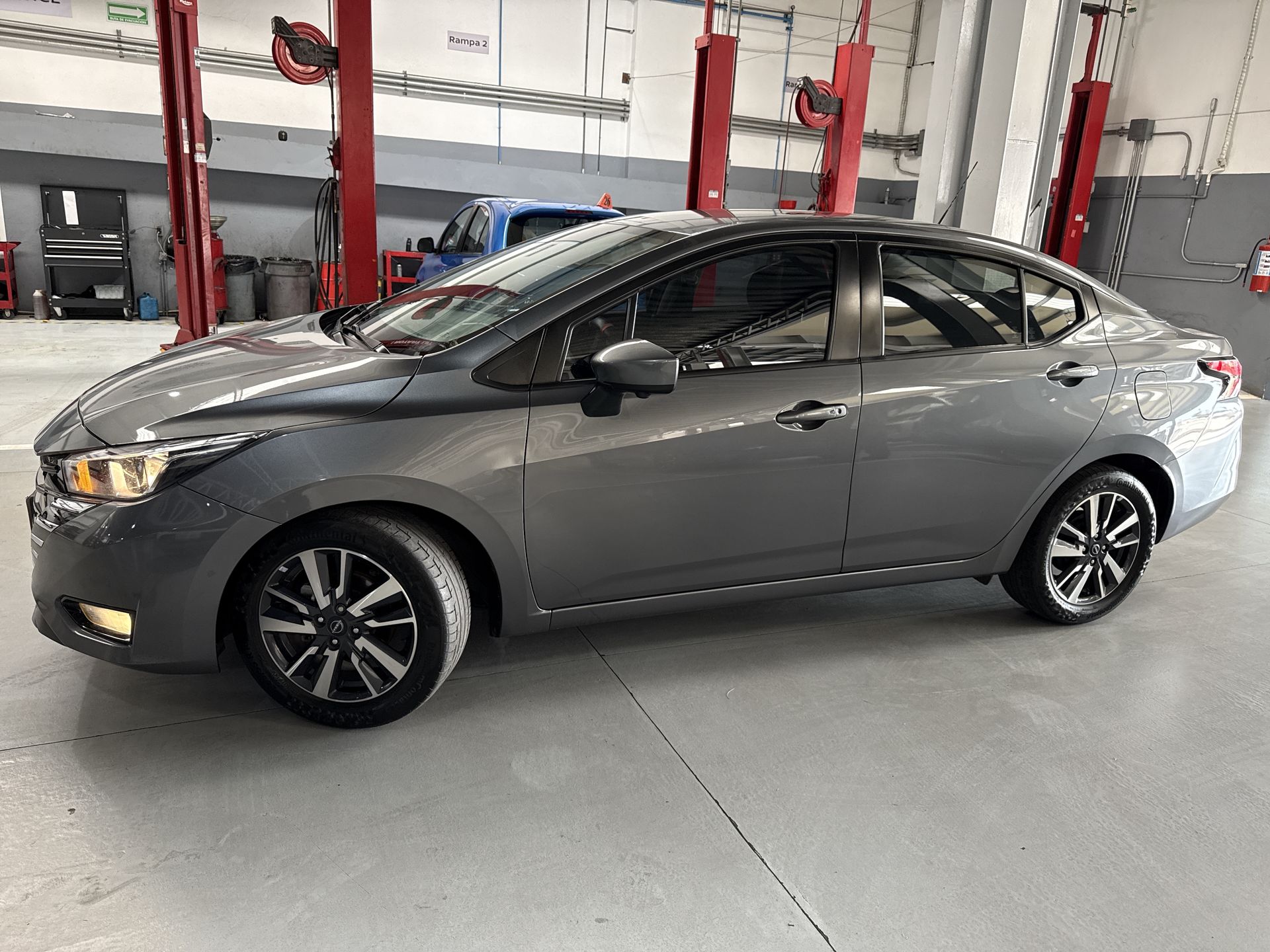 2023 Nissan VERSA ADVANCE CVT 23