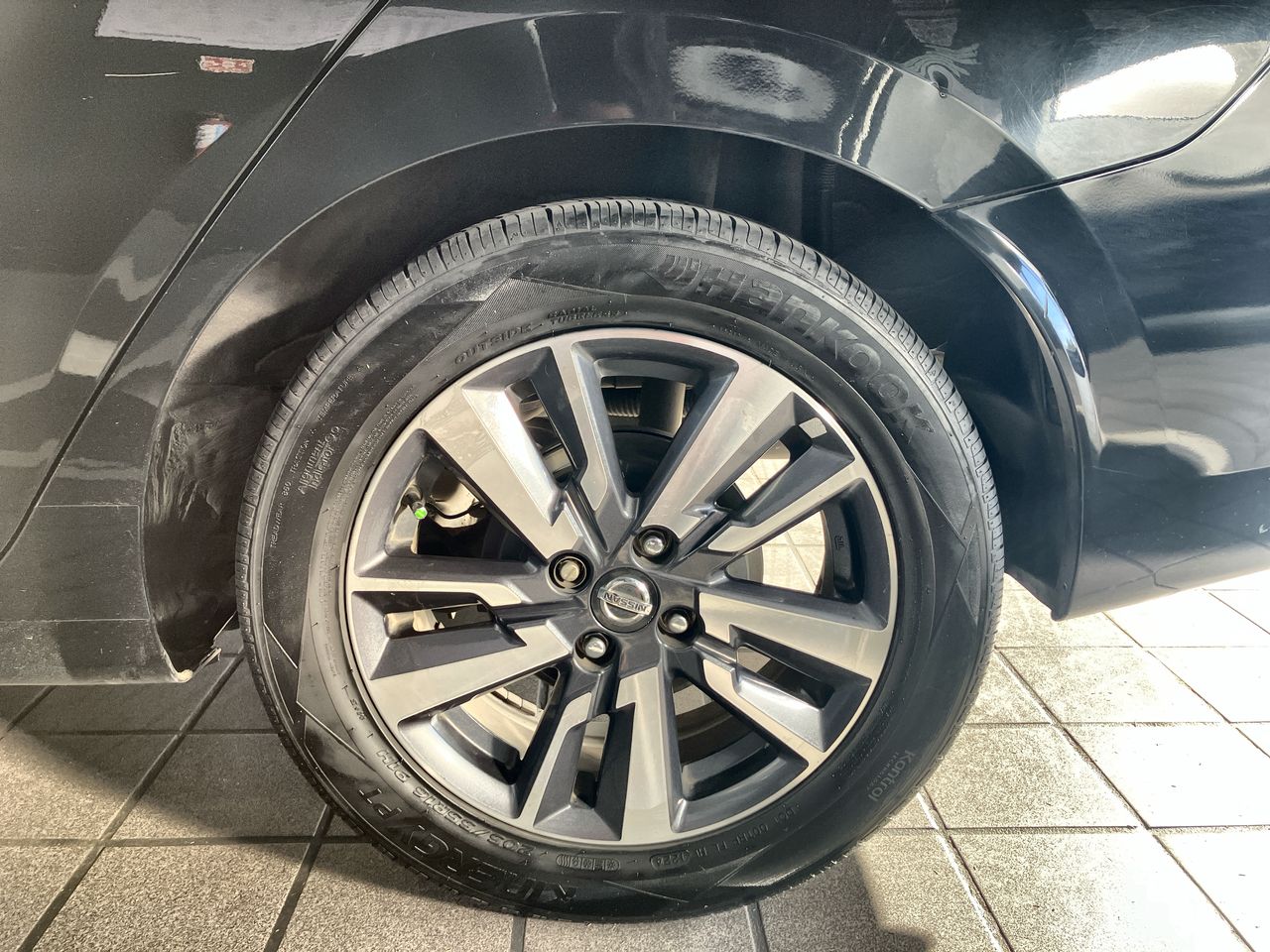 2021 Nissan VERSA ADVANCE MT 21