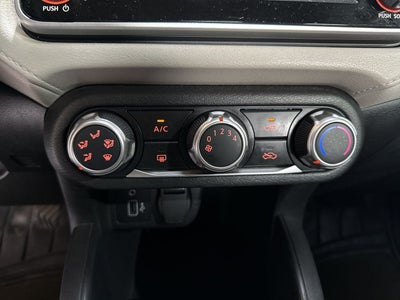 2021 Nissan VERSA ADVANCE MT 21