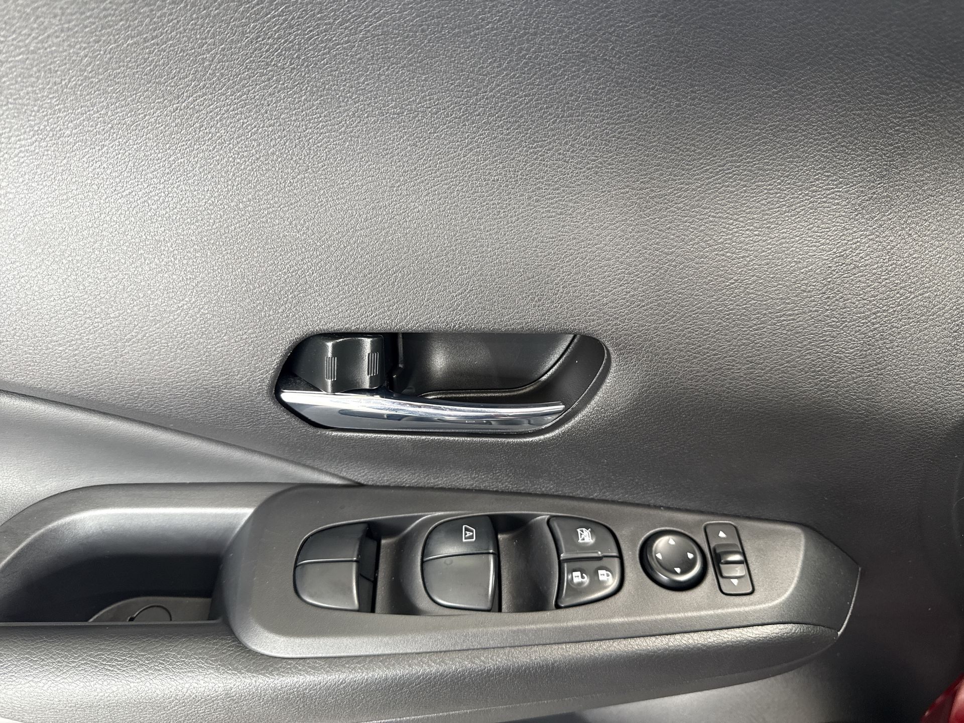 2024 Nissan KICKS PLATINUM 1.6 LTS CVT 24