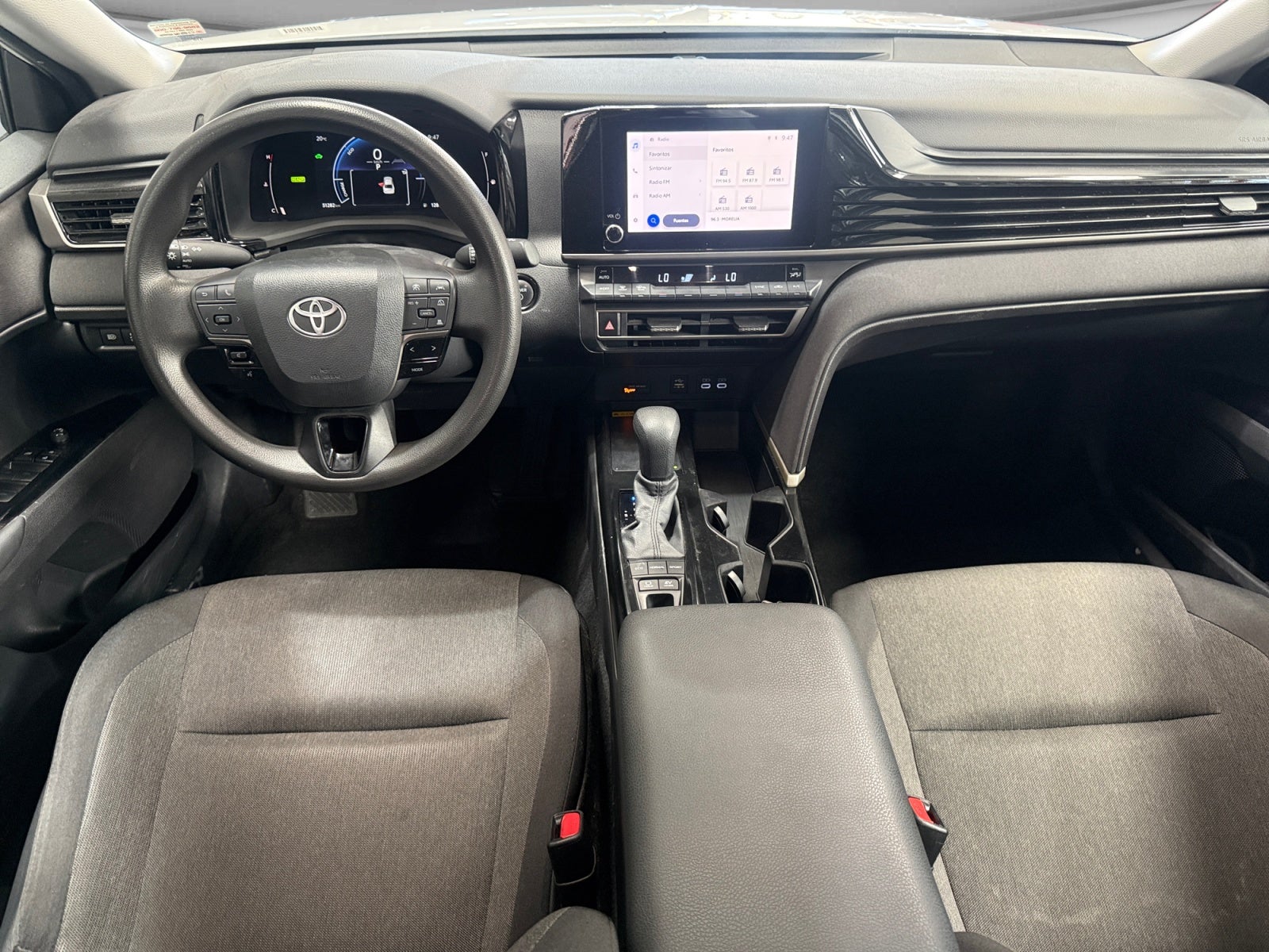 2025 Toyota CAMRY LE HEV