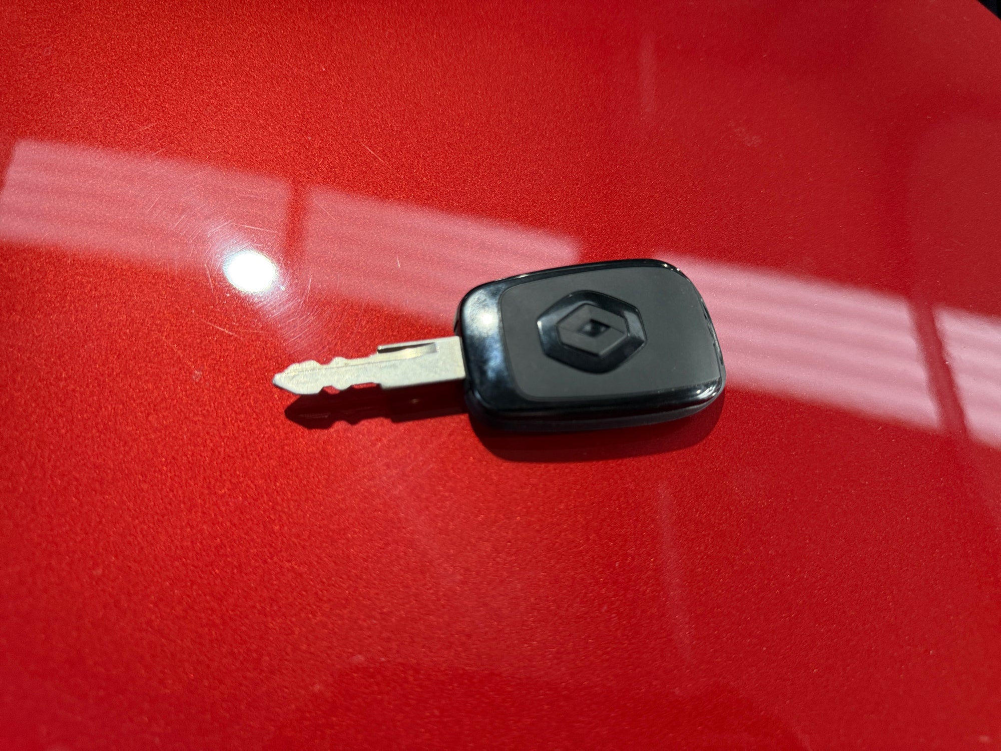 2023 RENAULT KWID BITONO
