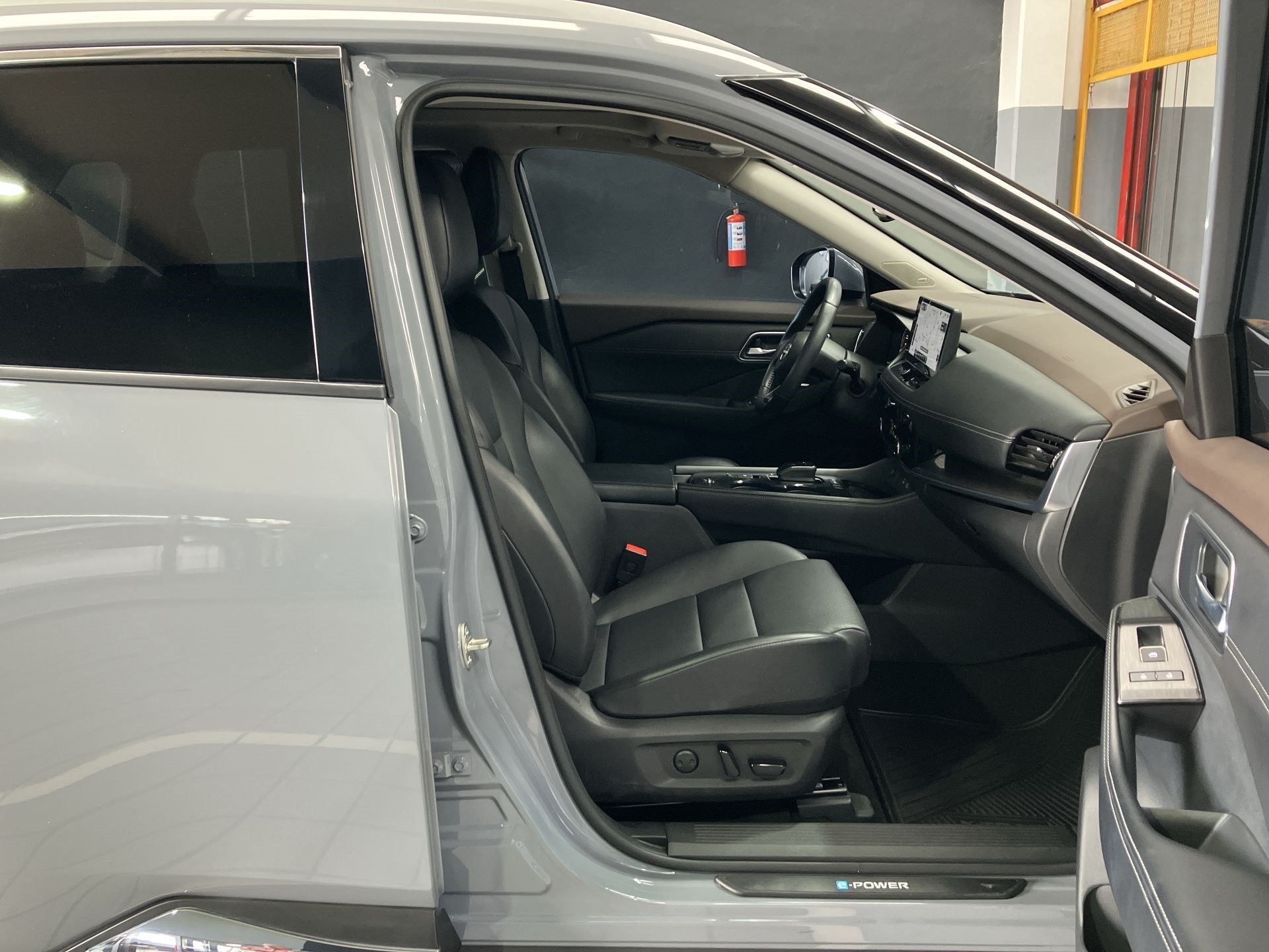 2023 Nissan X-TRAIL PLATINUM E-POWER 2 ROW 23