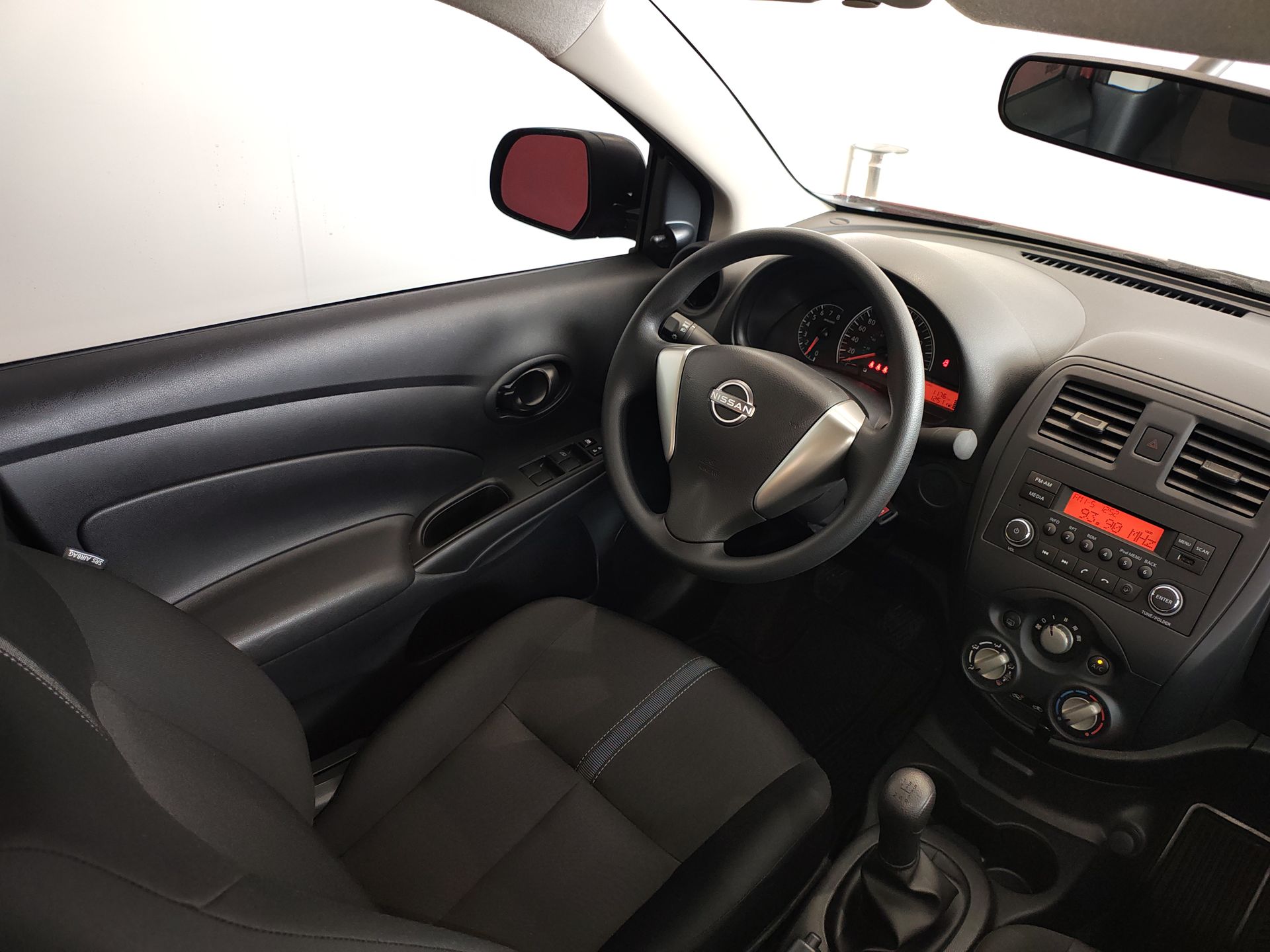 2025 Nissan V-DRIVE TM AC AUDIO 25