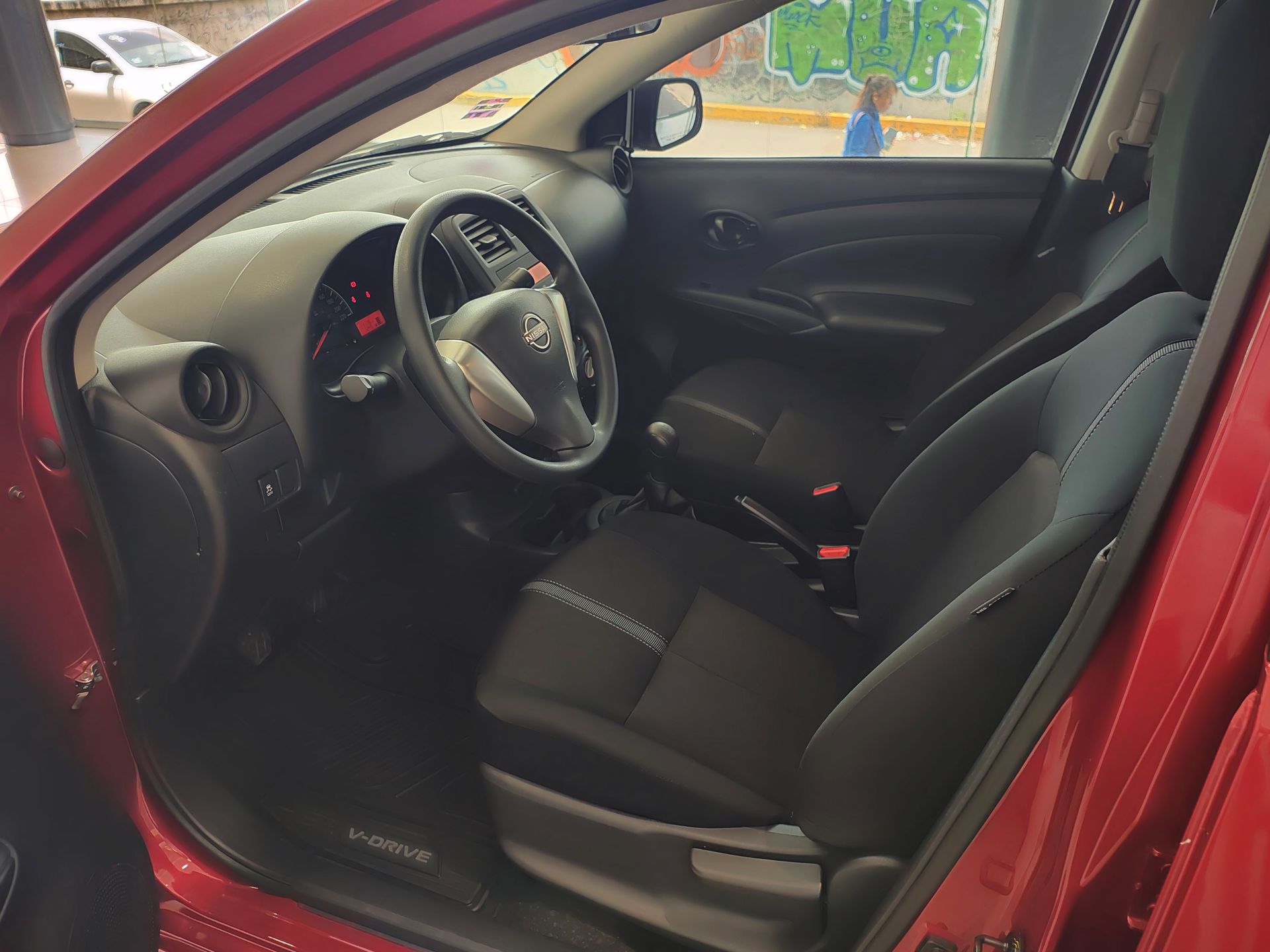2025 Nissan V-DRIVE TM AC AUDIO 25