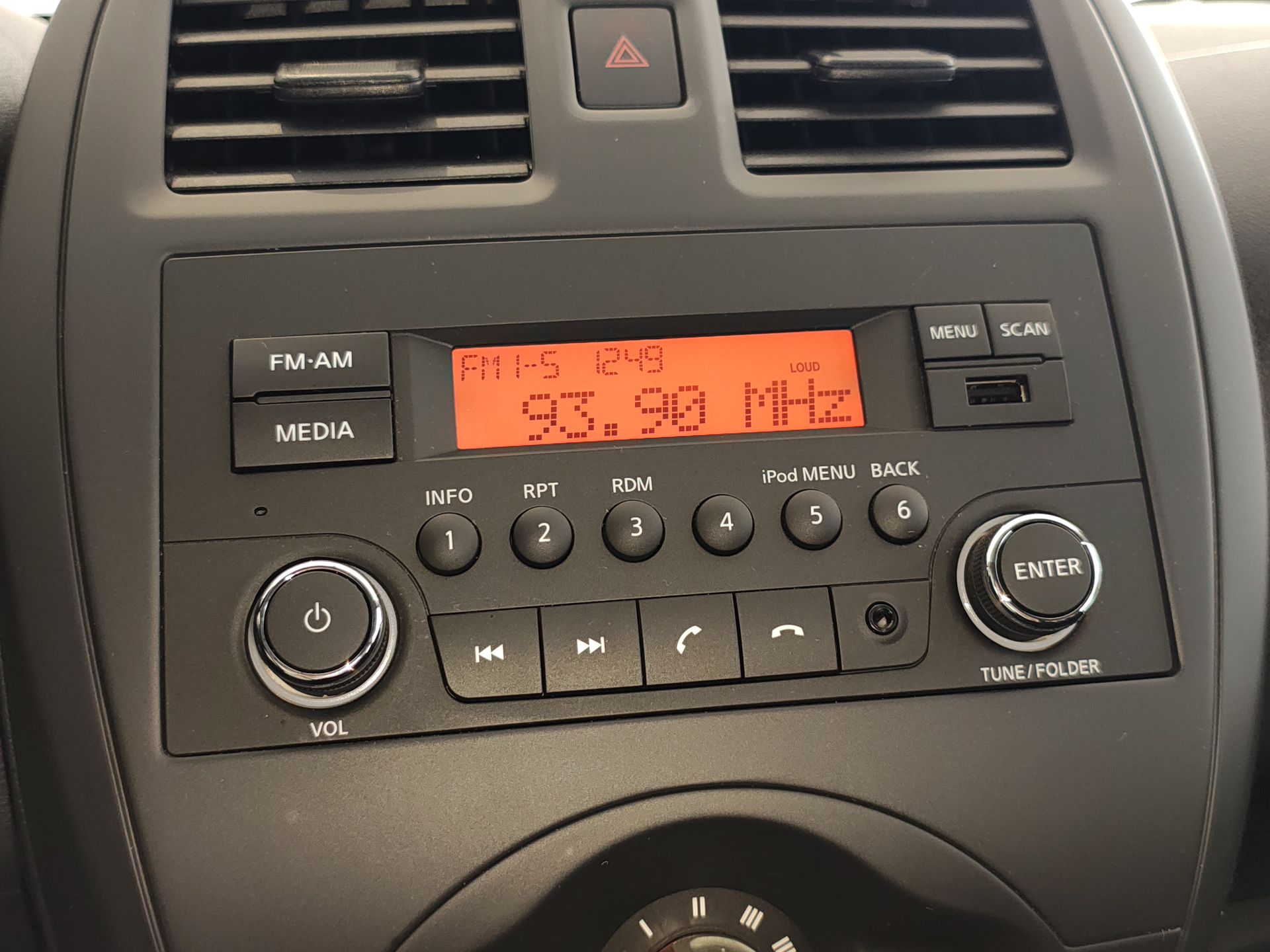 2025 Nissan V-DRIVE TM AC AUDIO 25