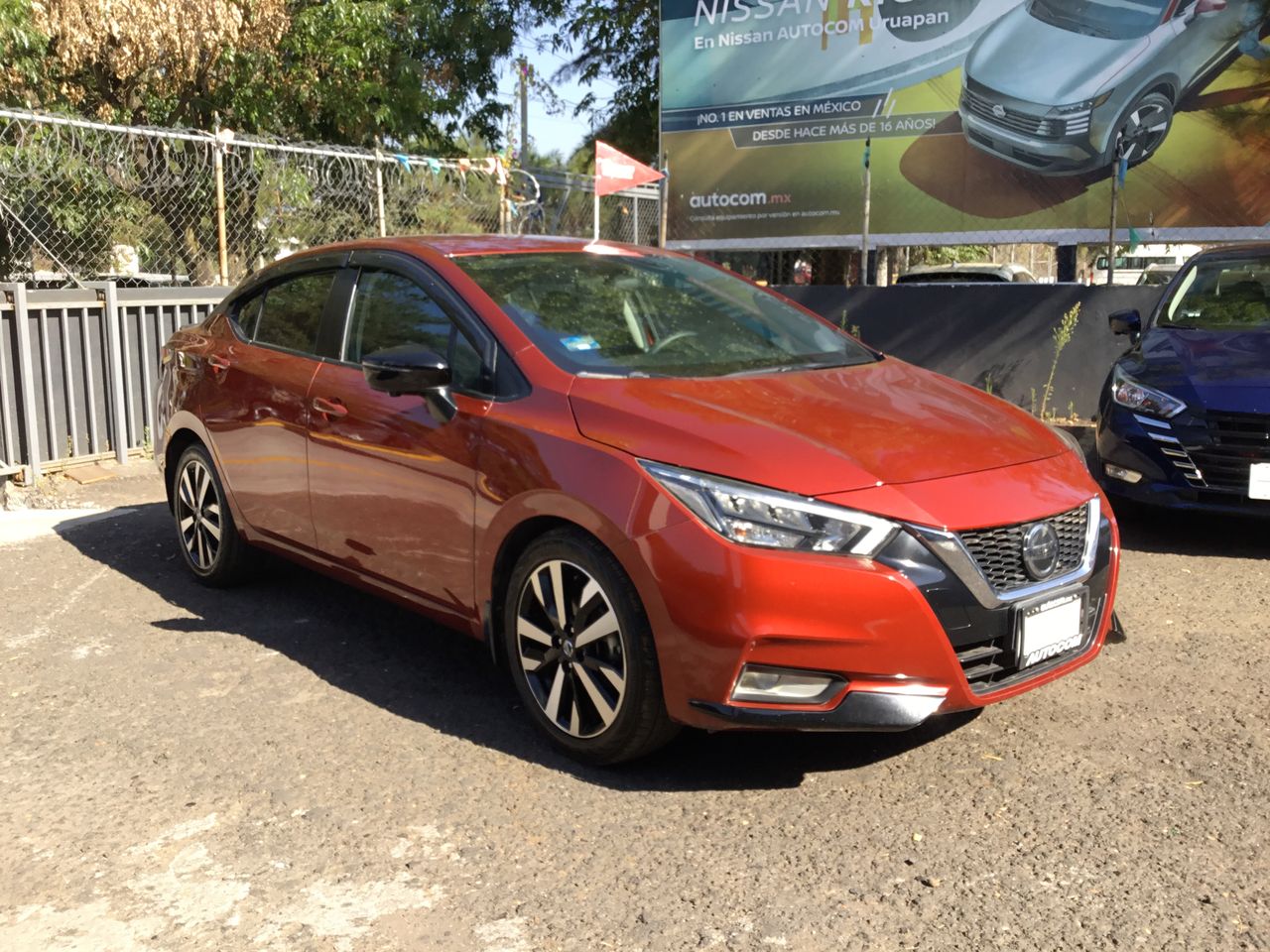 2022 Nissan VERSA PLATINUM CVT 22