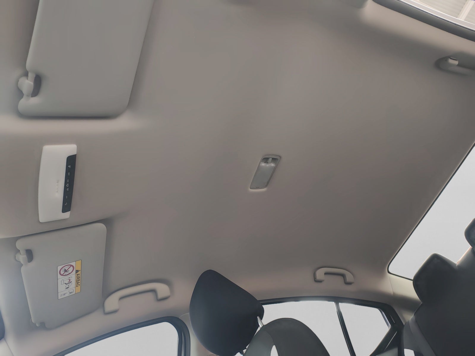 2022 Nissan VERSA ADVANCE CVT 22