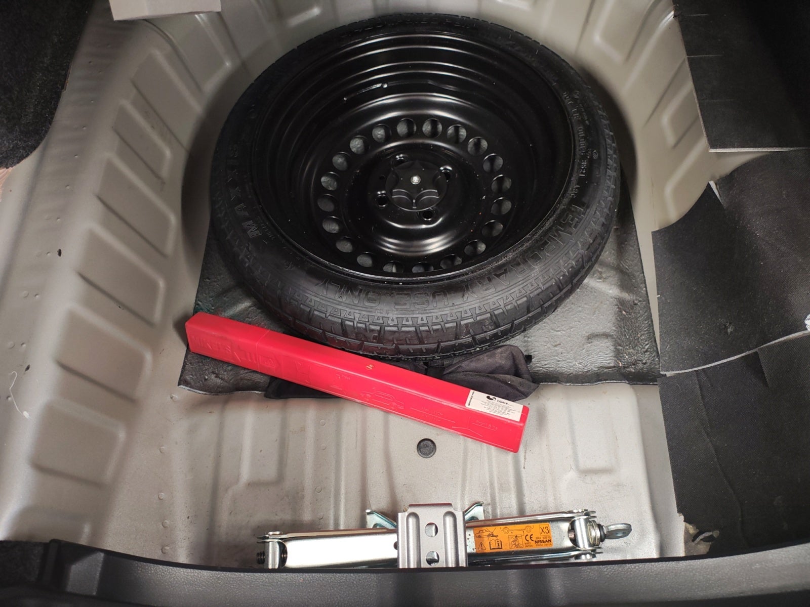 2022 Nissan VERSA ADVANCE CVT 22