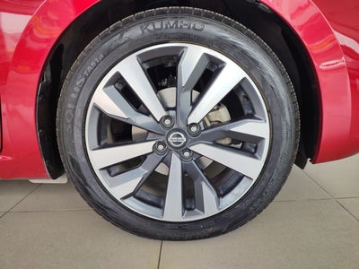 2020 Nissan VERSA PLATINUM CVT