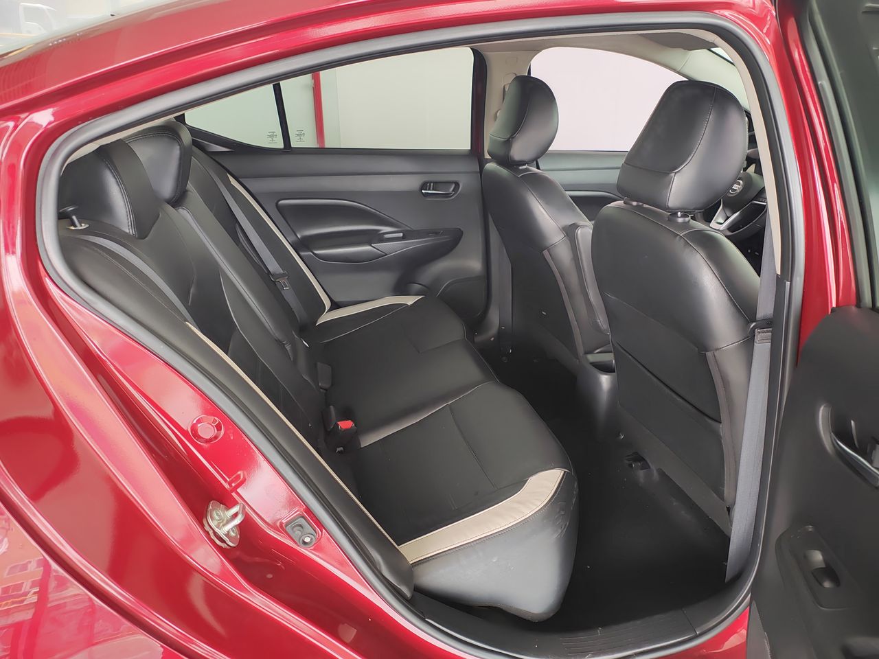 2020 Nissan VERSA PLATINUM CVT