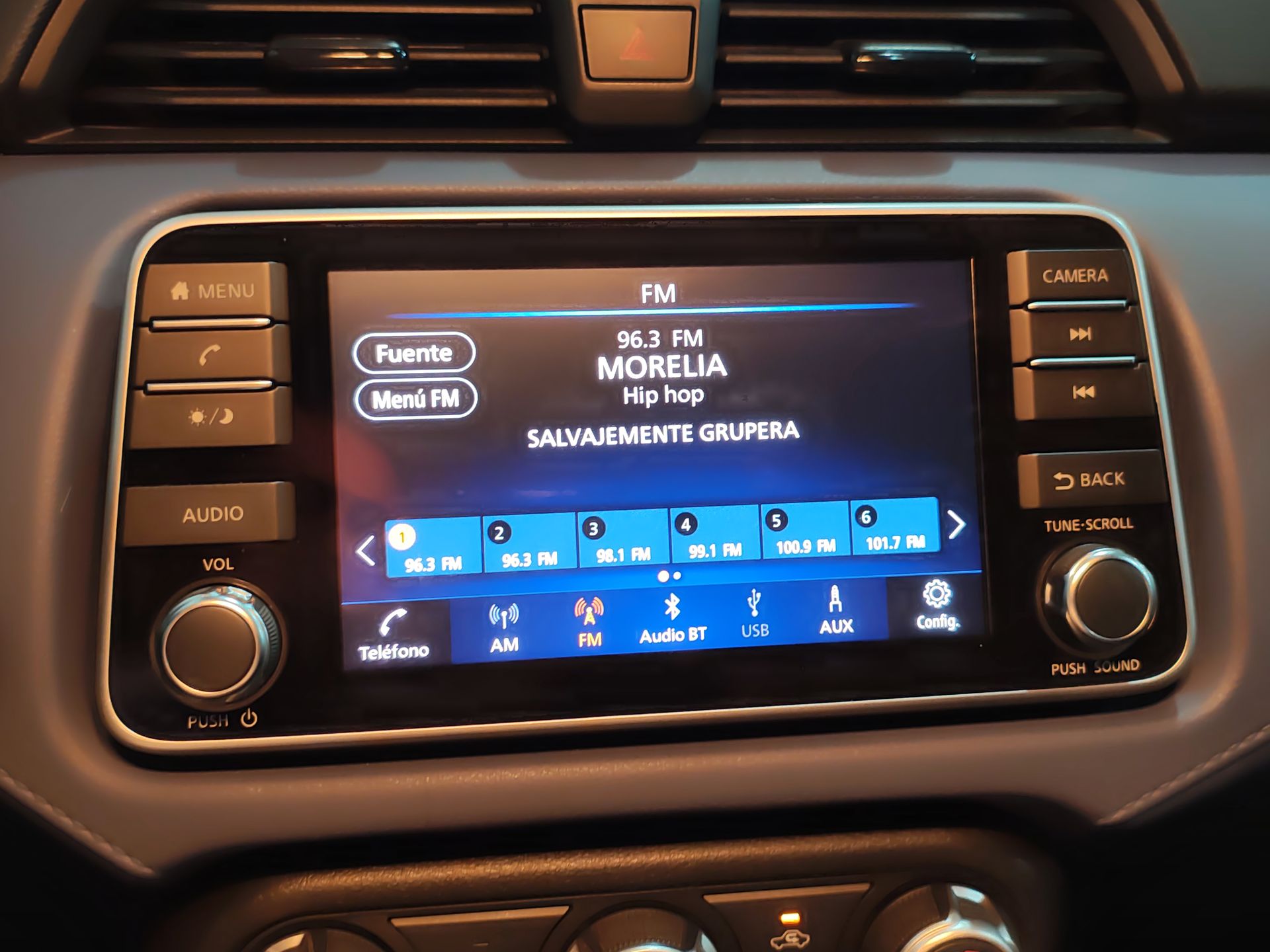 2023 Nissan VERSA ADVANCE MT 23