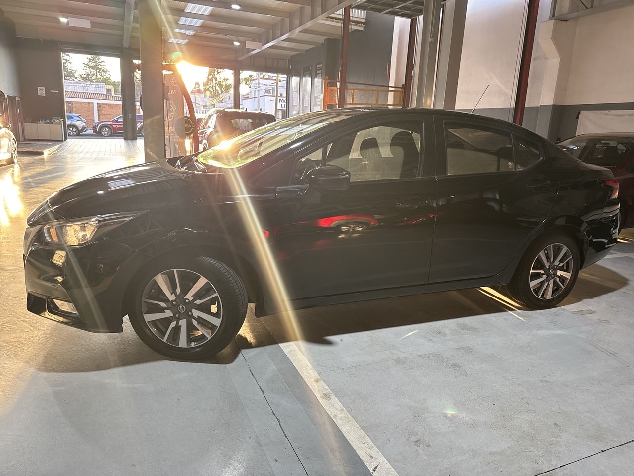 2020 Nissan VERSA ADVANCE CVT