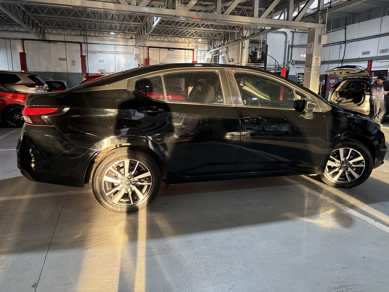 2020 Nissan VERSA ADVANCE CVT