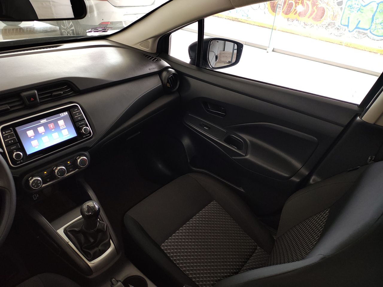 2024 Nissan VERSA SENSE MT 24