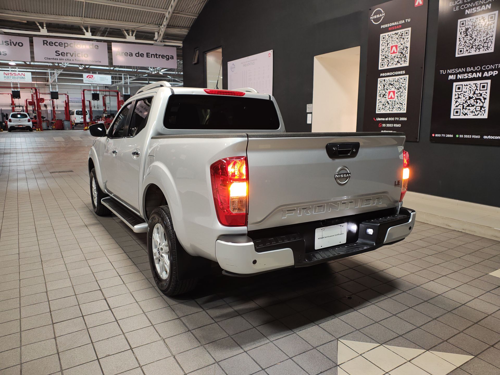 2024 Nissan FRONTIER FRONTIER LE TM 24