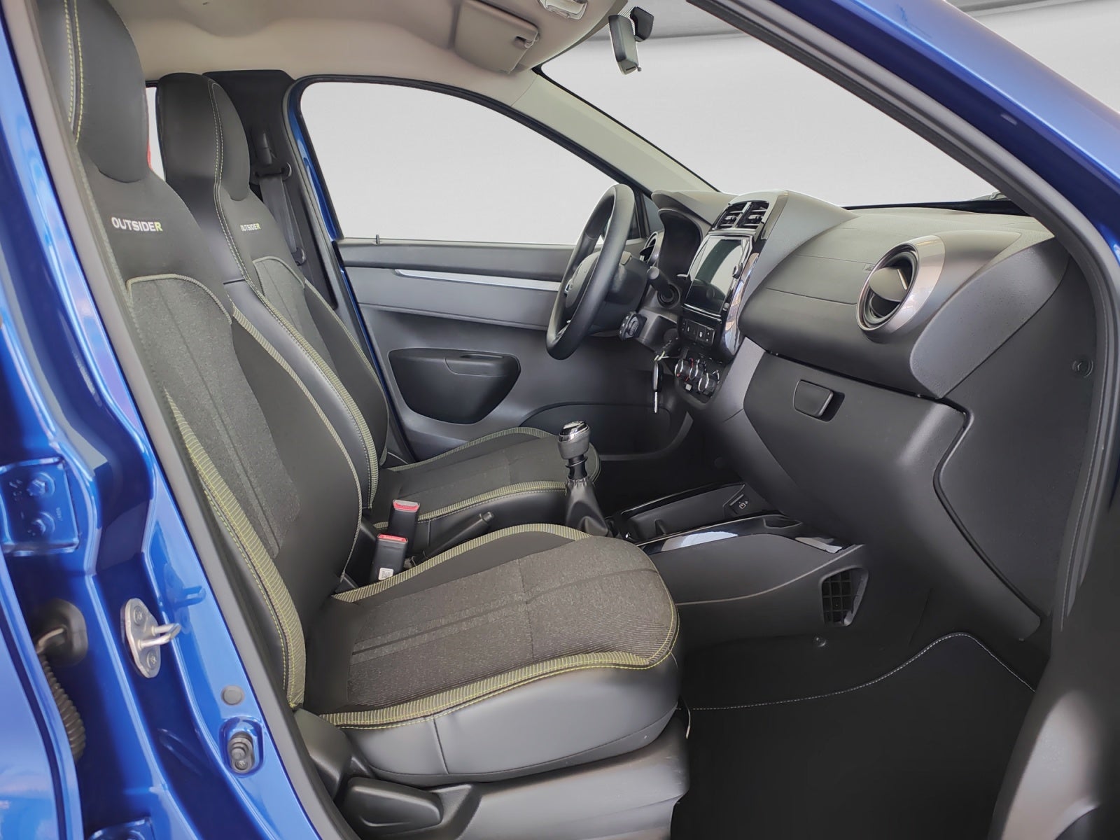 2023 RENAULT KWID OUTSIDER