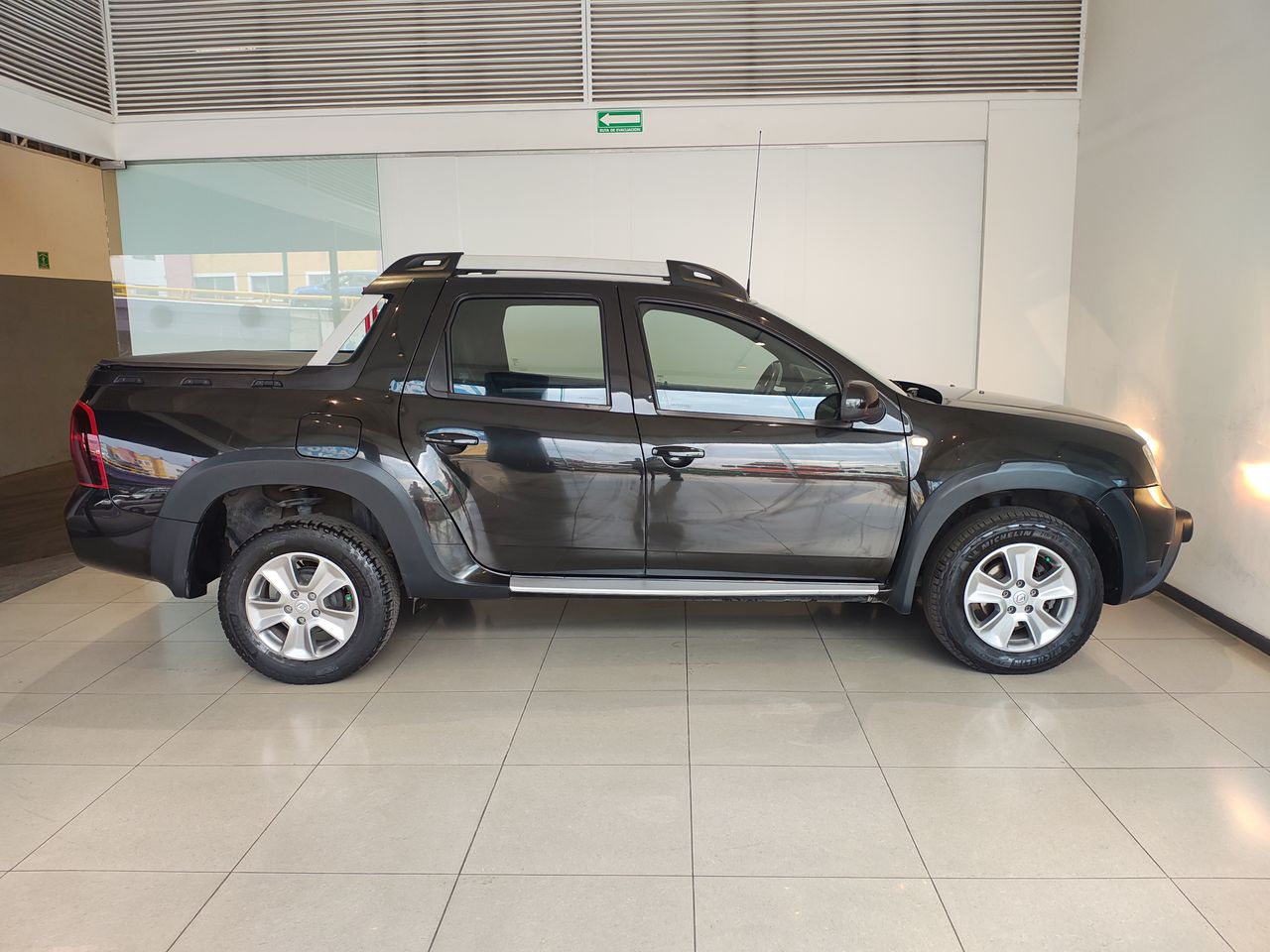 2021 RENAULT OROCH OUTSIDER SMR
