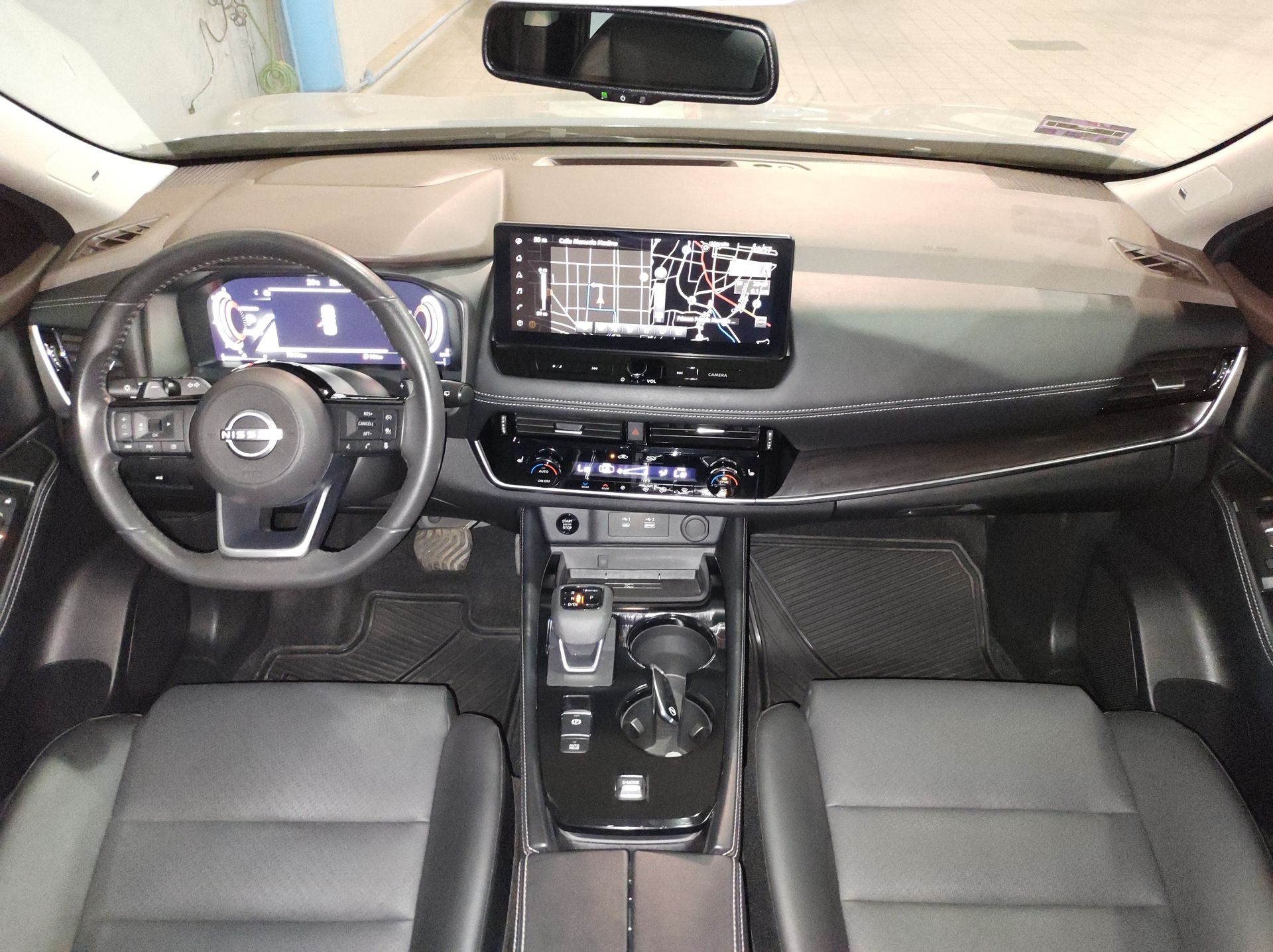 2025 Nissan X-TRAIL PLATINUM 2 ROW 25