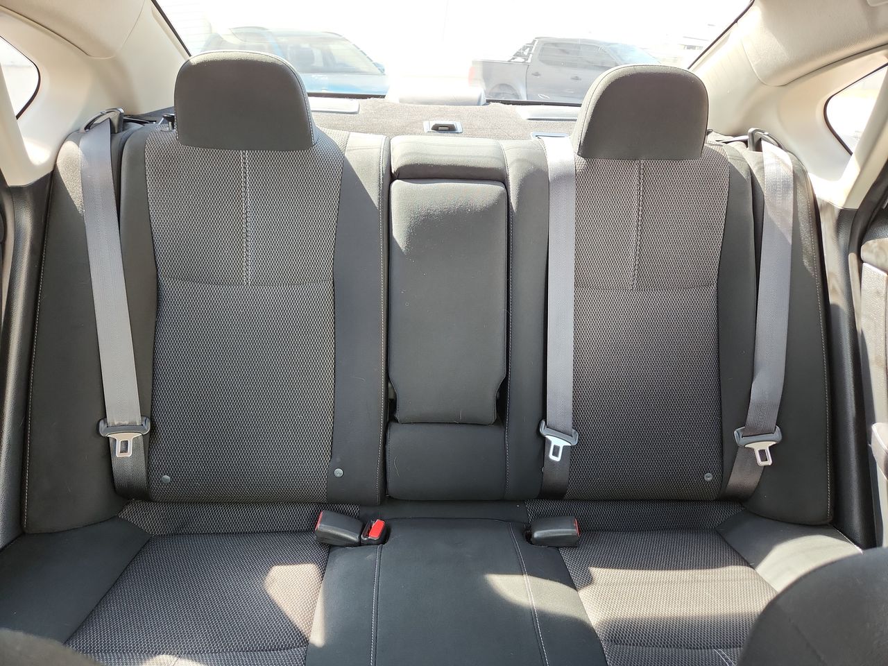 2018 Nissan SENTRA ADVANCE MT