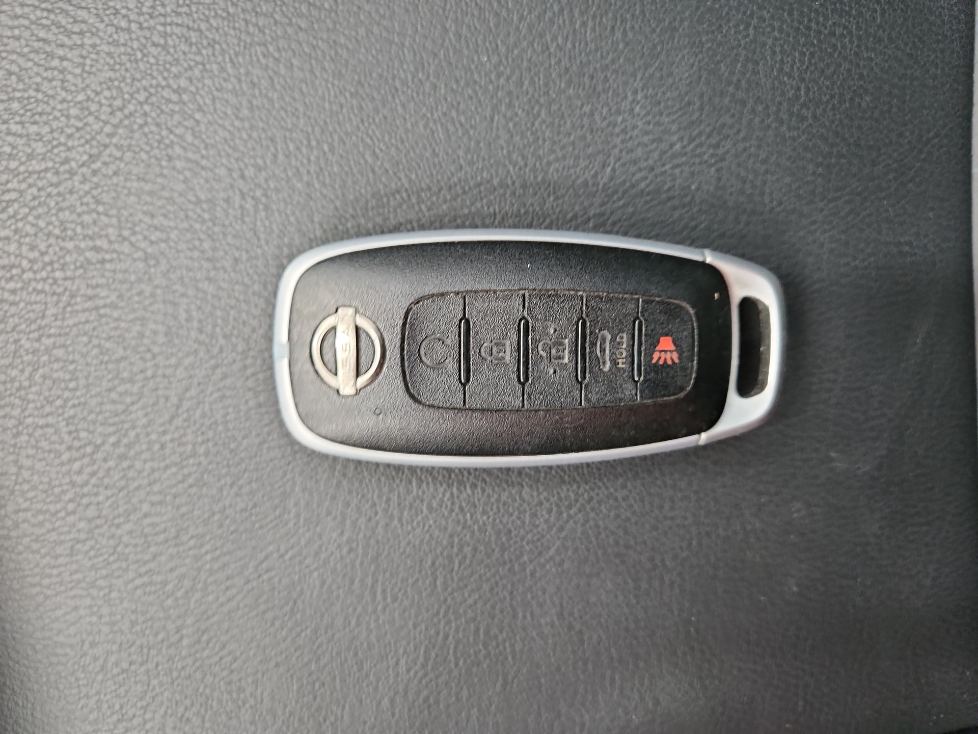 2024 Nissan SENTRA PLATINUM BITONO CVT 24