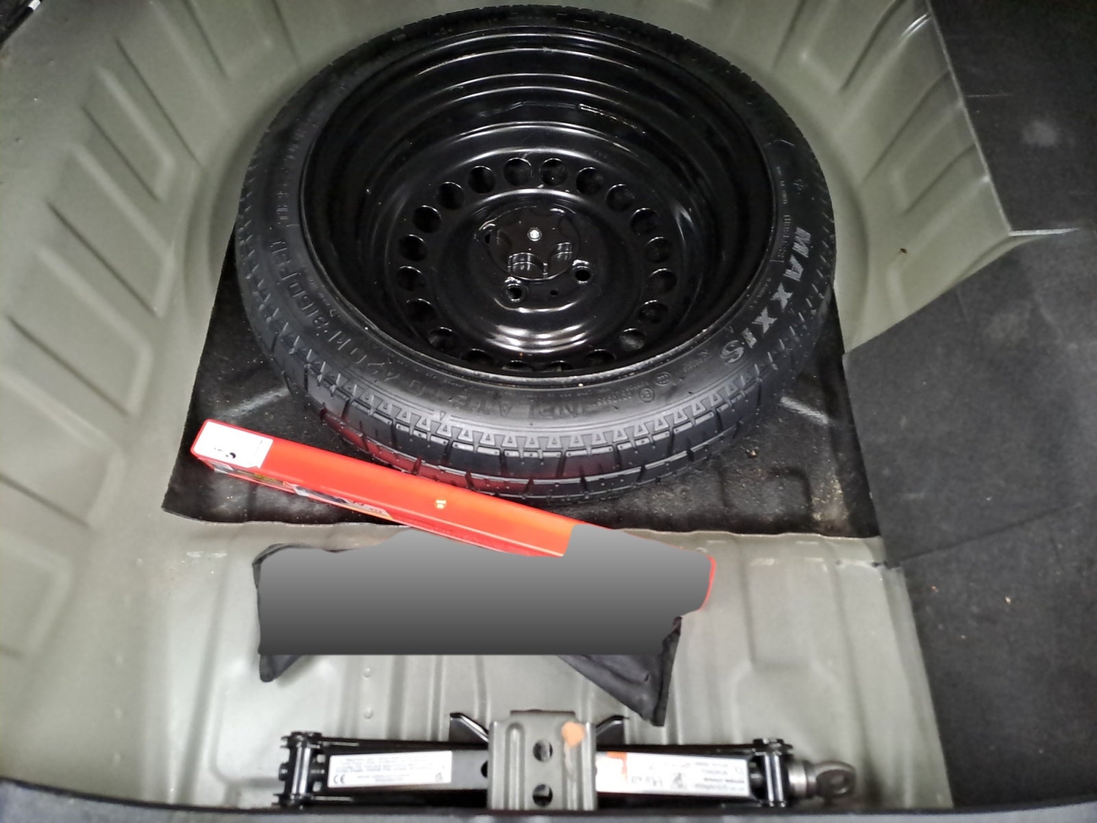 2024 Nissan VERSA ADVANCE MT 24