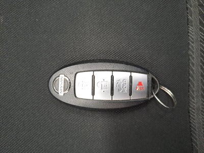 2022 Nissan VERSA ADVANCE MT 22