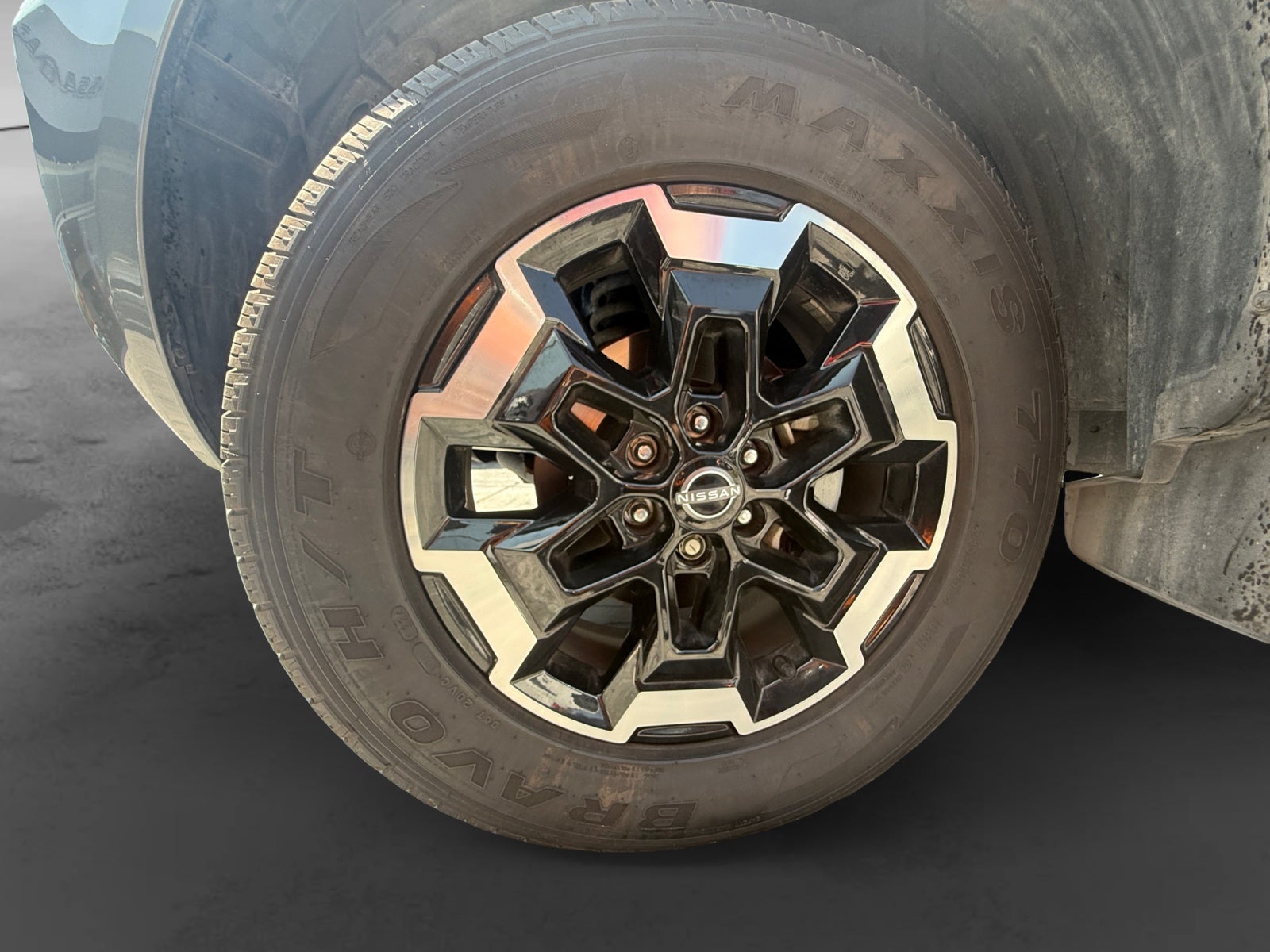 2024 Nissan NP300 FRONTIER FRONTIER PLATINUM LE TA 24