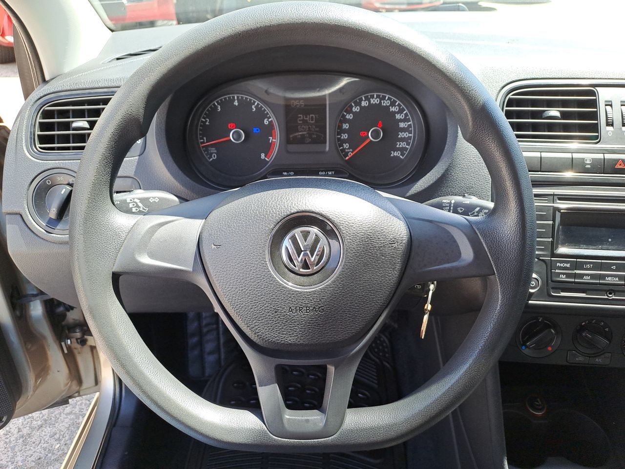2018 Volkswagen VENTO COMFORTLINE STD.