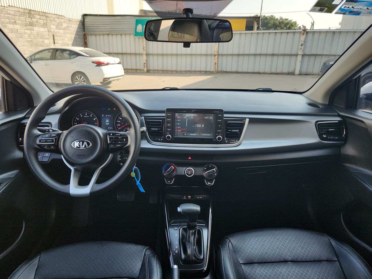 2020 Kia RIO SEDÁN LX TM