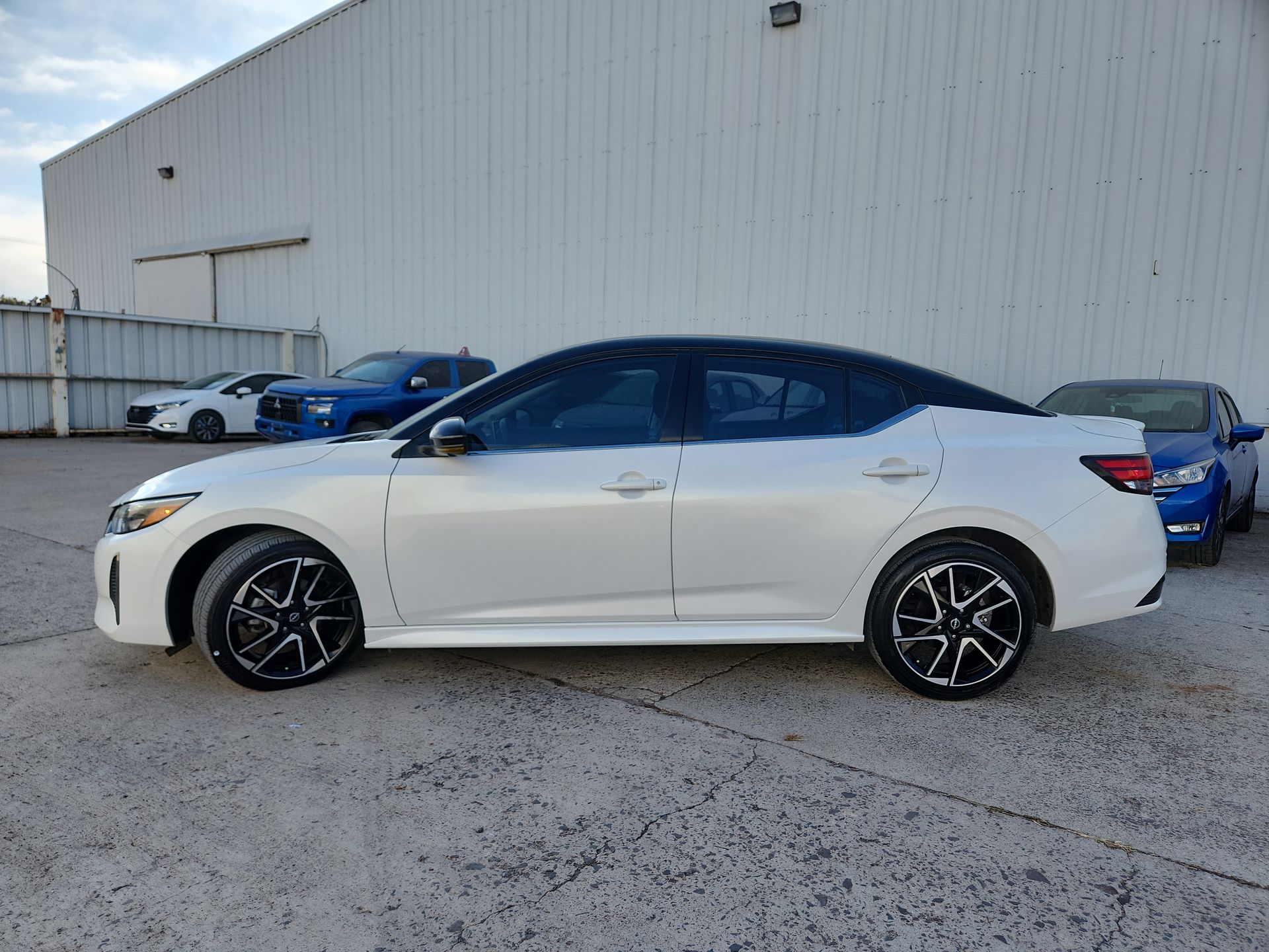 2024 Nissan SENTRA PLATINUM BITONO CVT 24