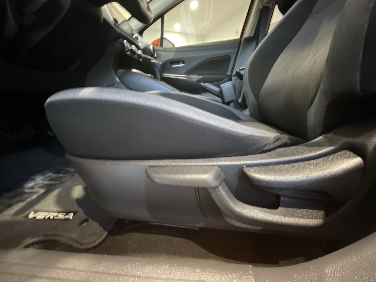 2023 Nissan VERSA ADVANCE CVT 23