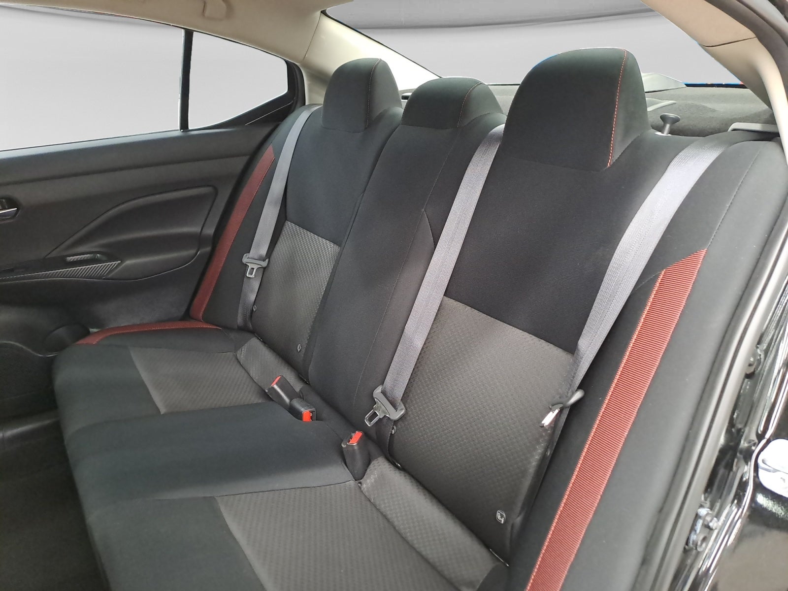 2025 Nissan VERSA SR CVT 25