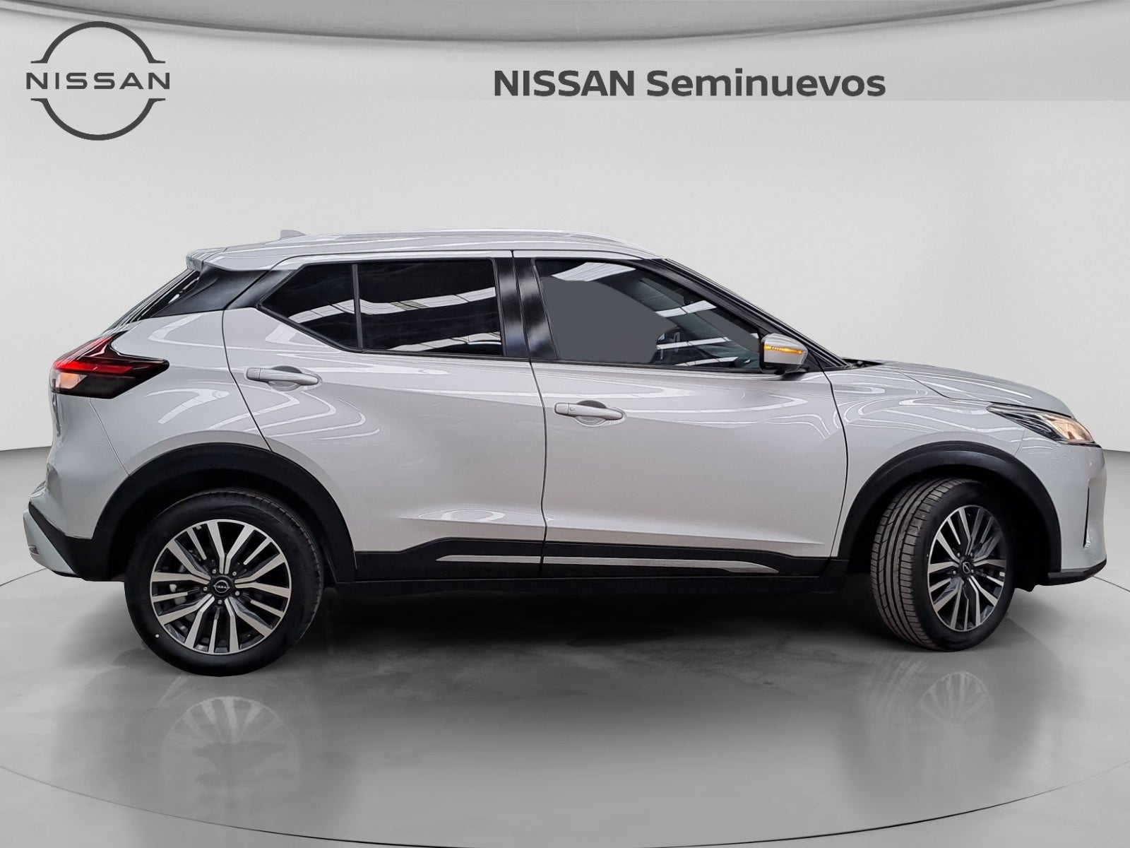 2022 Nissan KICKS KICKS EXCLUSIVE CVT NEGRO