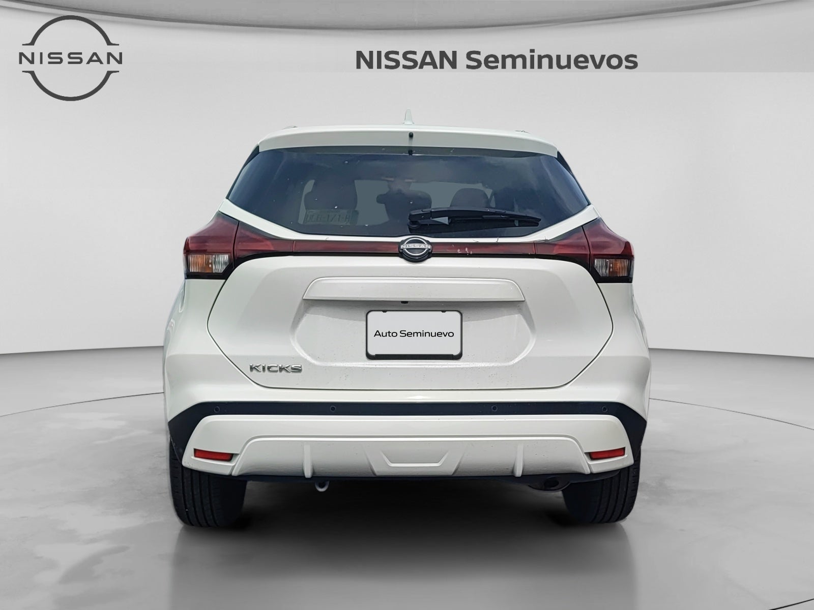 2023 Nissan KICKS PLATINUM 1.6 LTS CVT 23