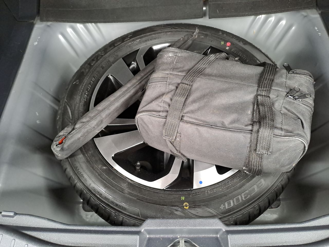 2022 Toyota RAIZE XLE CVT