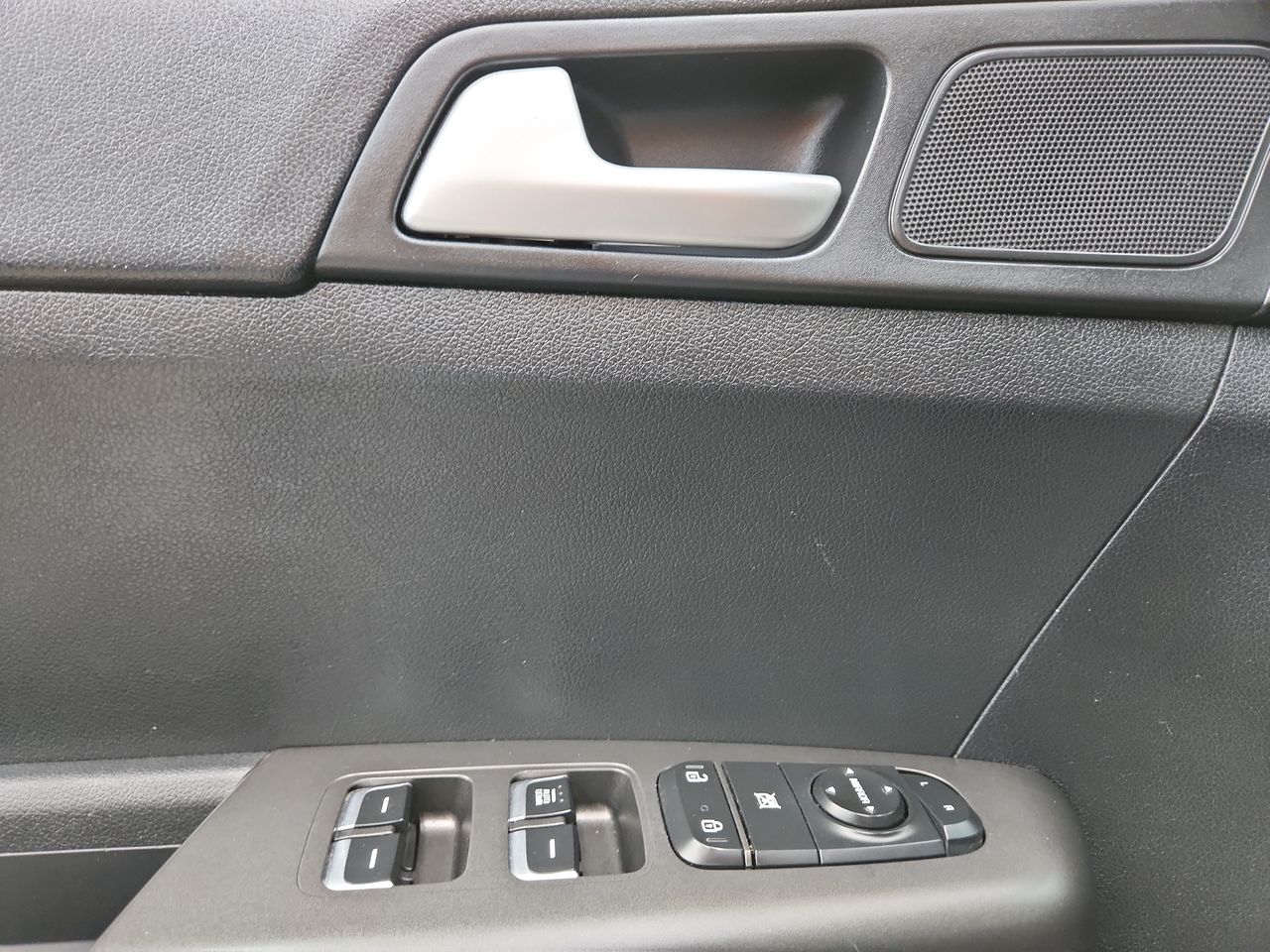 2020 Kia SPORTAGE 2.0L LX T/A