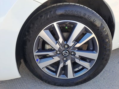 2020 Nissan VERSA ADVANCE CVT