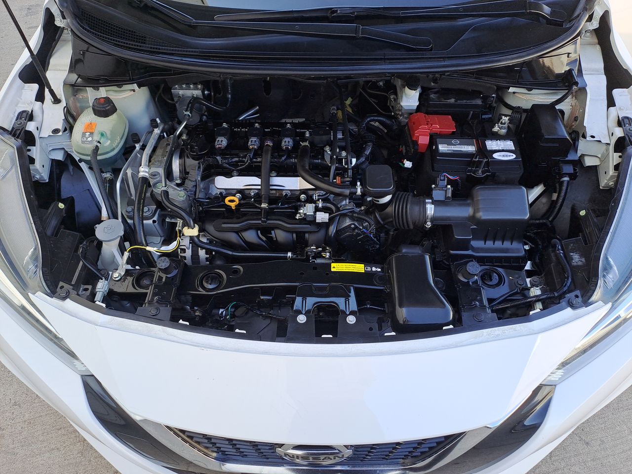 2020 Nissan VERSA ADVANCE CVT