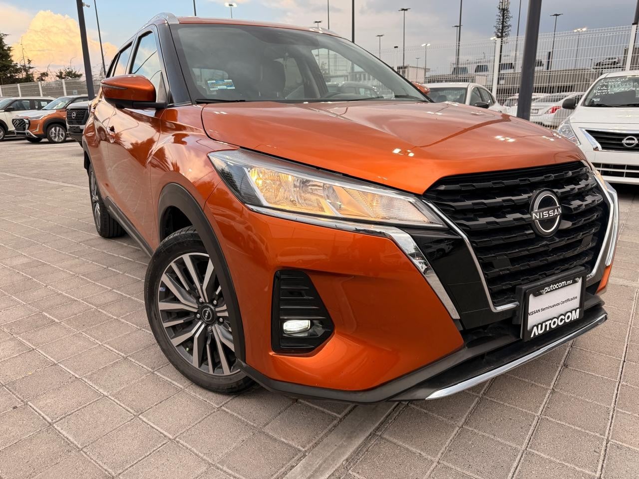 2023 Nissan KICKS KICKS EXCLUSIVE CVT NEGRO