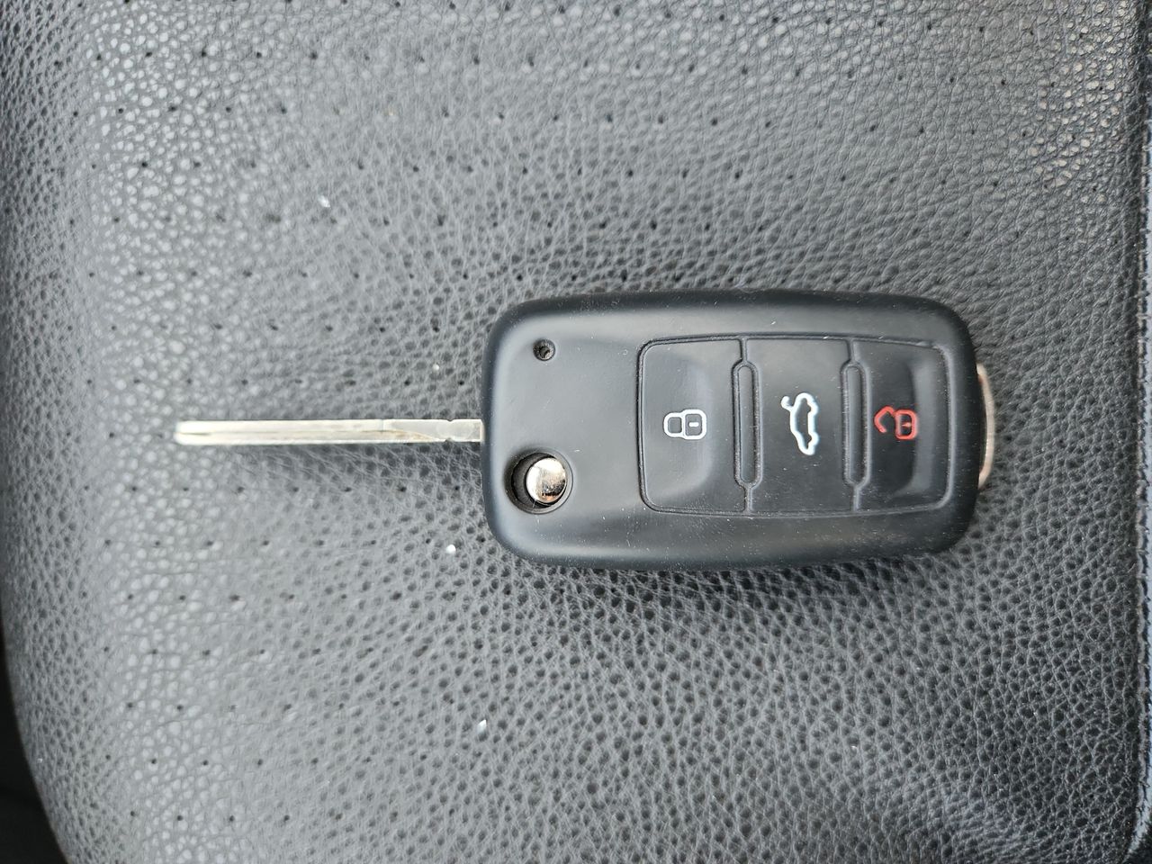 2018 Volkswagen JETTA 2.0TIP.