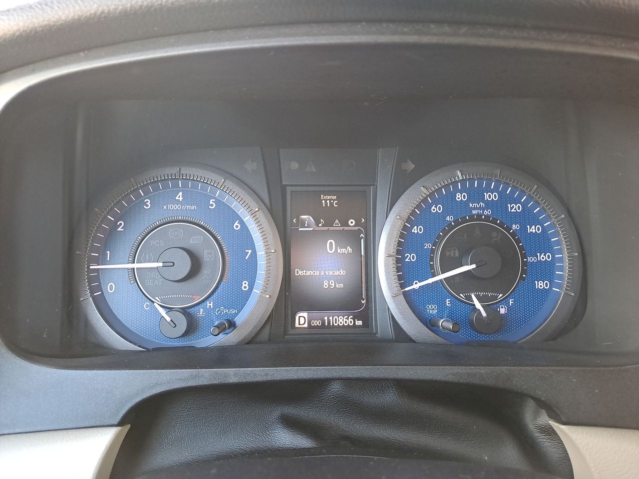 2018 Toyota SIENNA LE