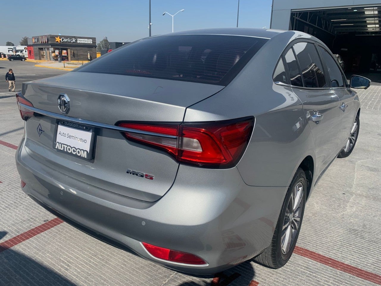 2024 MG MG5 1.5L DEL ELEGANCE MT