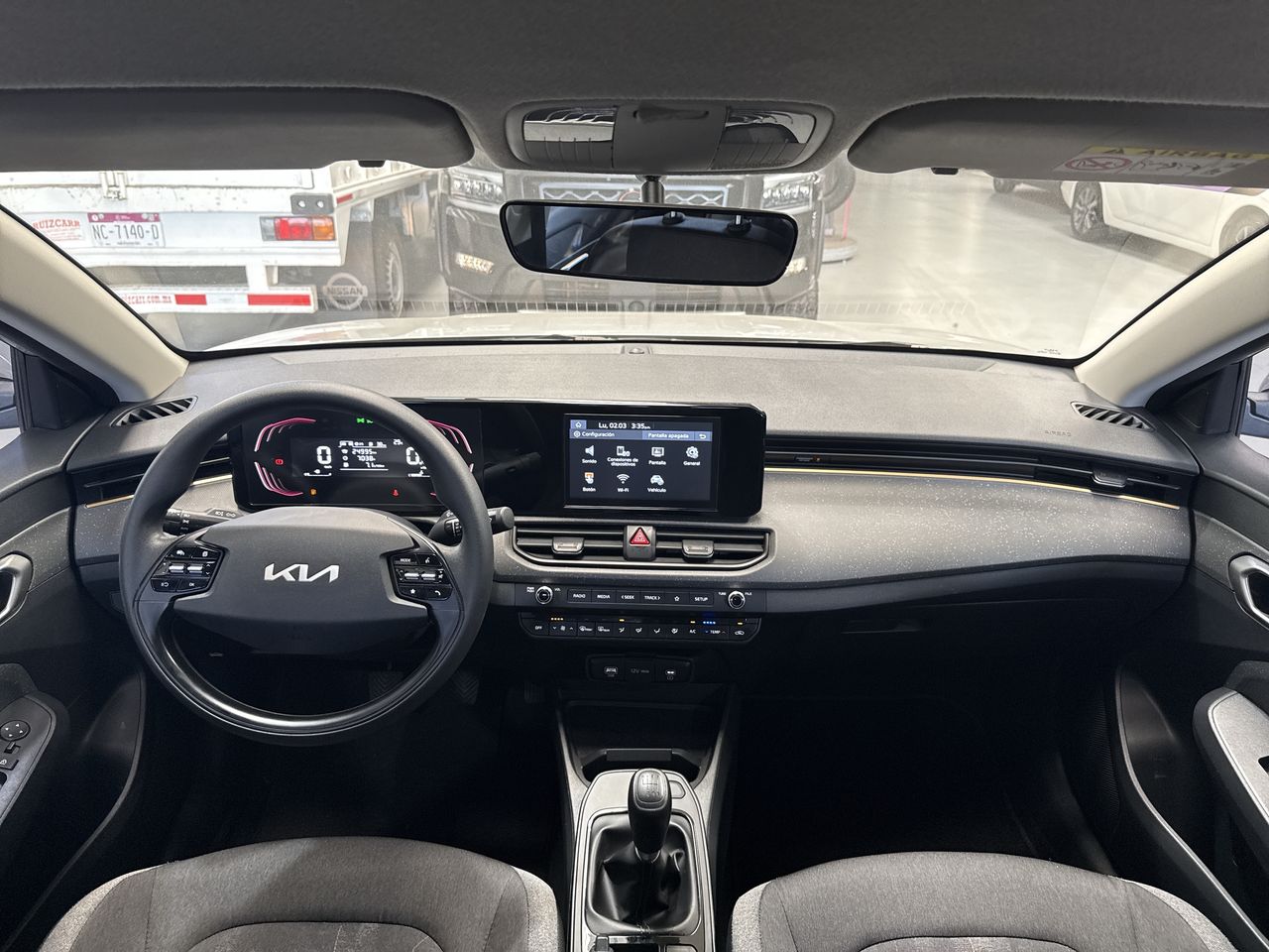 2025 Kia K3 LX MT