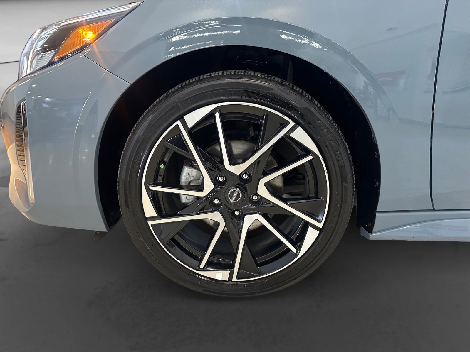 2025 SHANTUI SENTRA SR PLATINUM BITONO CVT 25